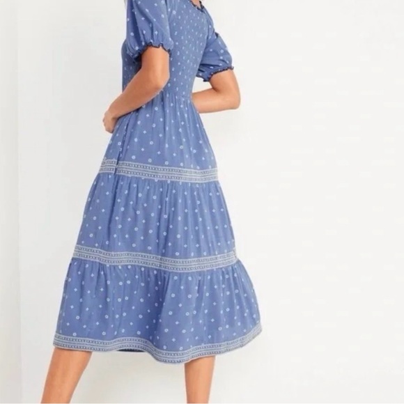 Size XL- Old Navy Puff-Sleeve Smocked Printed Embroidered Chambray Midi Dress - Picture 6 of 6